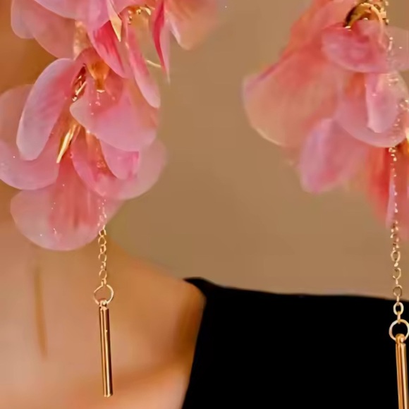 Pink Floral Dangle Earrings Romantic Party Jewelry Silver - Picture 6 of 12